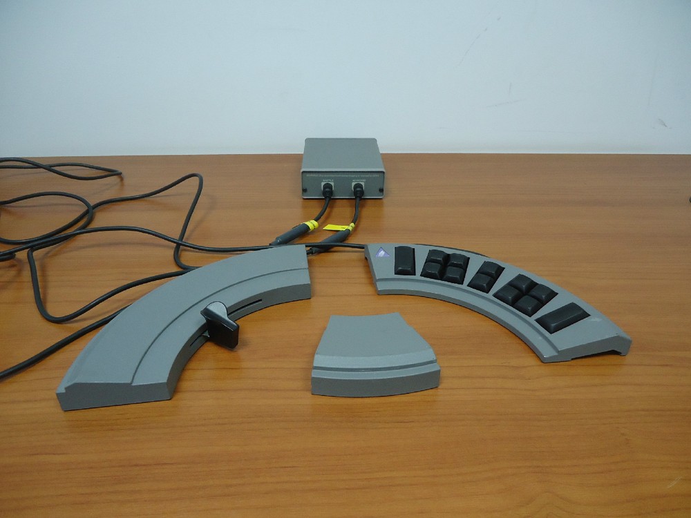 AVID KEYBOARD & SHUTTLE INCLUDING ABD INTERFACE