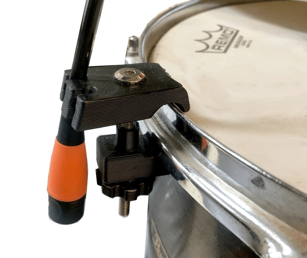 Grit snare and tom tom drum microphone