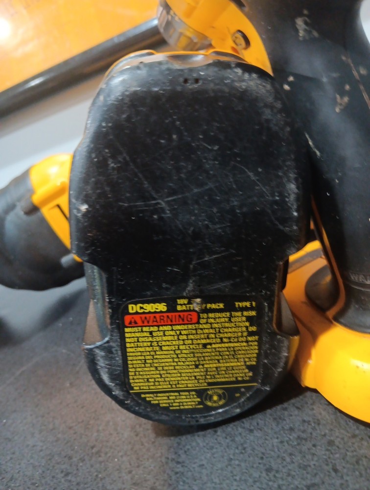 Dewalt Tool Set Drill, Flash Light Battery (Untested)