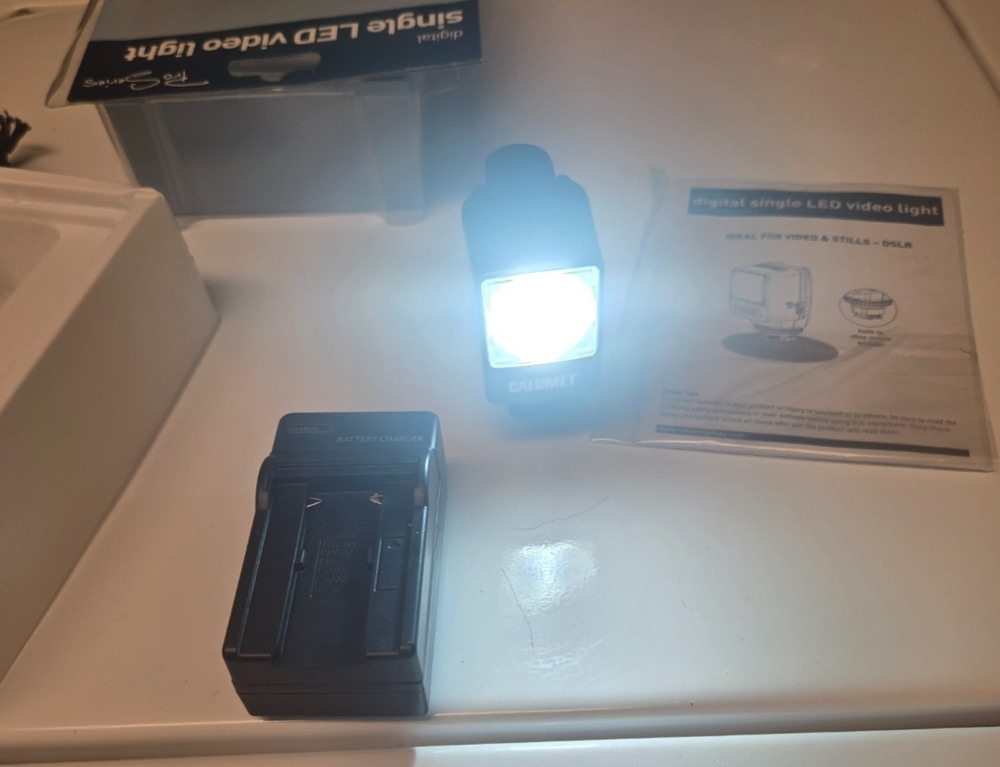 Calumet Digital Single Led Video Light Pro Series CF9010