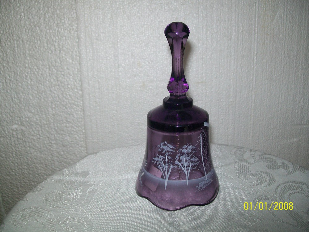 Fenton Lavender/Violet Mary Gregory Bell 7668 FX