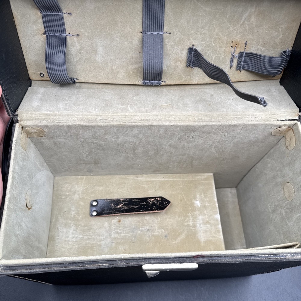 Vintage Polaroid Model 230 Kit, with Case & Manual