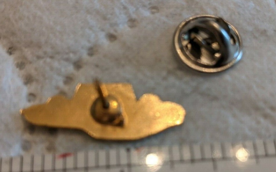 Studebaker Pin "Avanti"