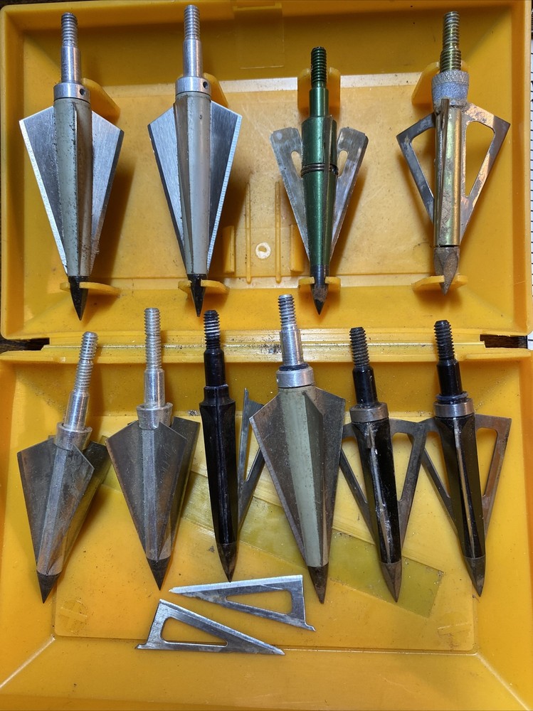 11 various archery broadheads-extra cutters (Savora)