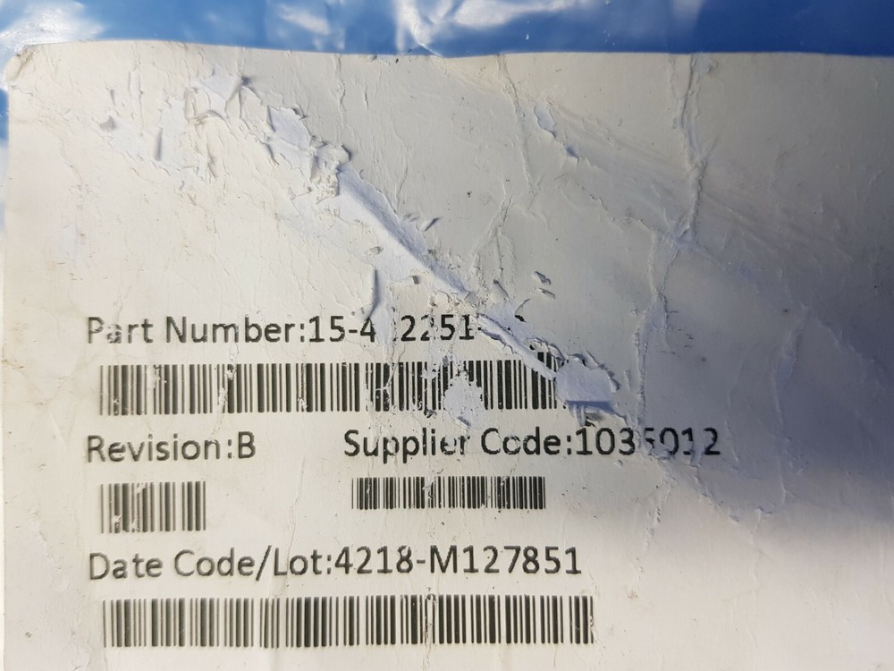 Lam Research 15-422251-00 PLUG LOADLOCK DIFFUSER ENH