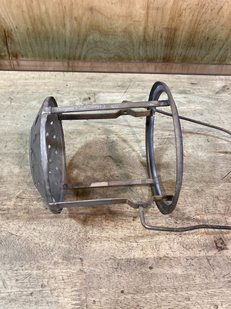 Coleman MilSpec Lantern '58 - Frame Cage - No Brackets Rails