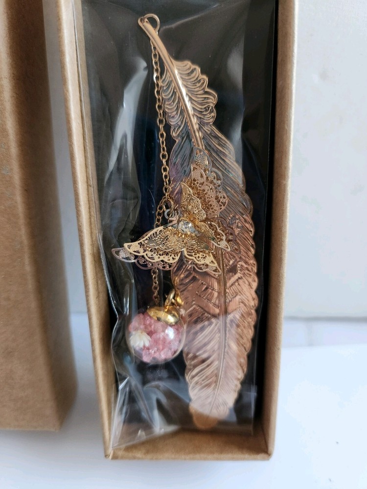 Handmade Golden Feather Metal Bookmark