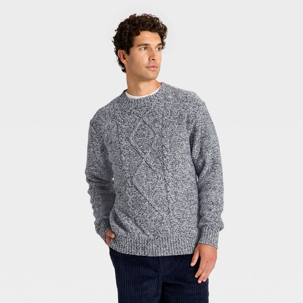 Houston White Men's Long Sleeve Crewneck Cableknit Pullover Sweater