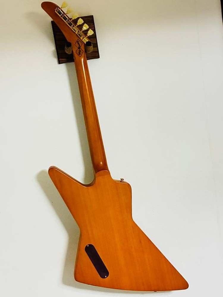 EPIPHONE 1958 Explorer Aged Natural Safe Packing!