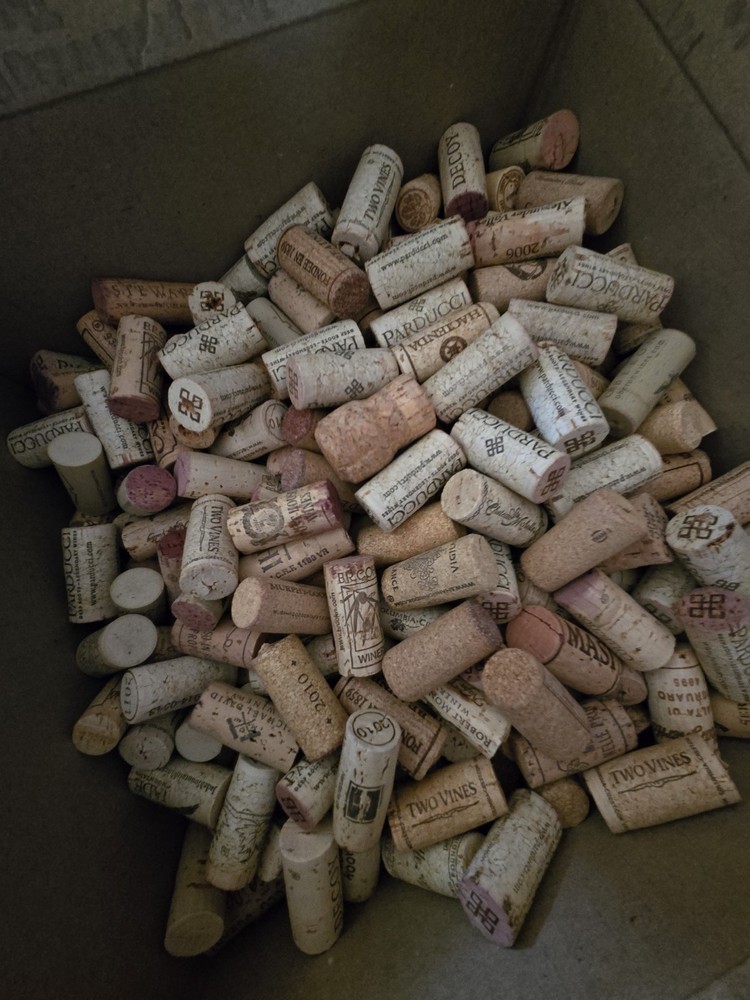 CORKS FOR CRAFTING - NO PLASTIC, OVER 6 POUNDS