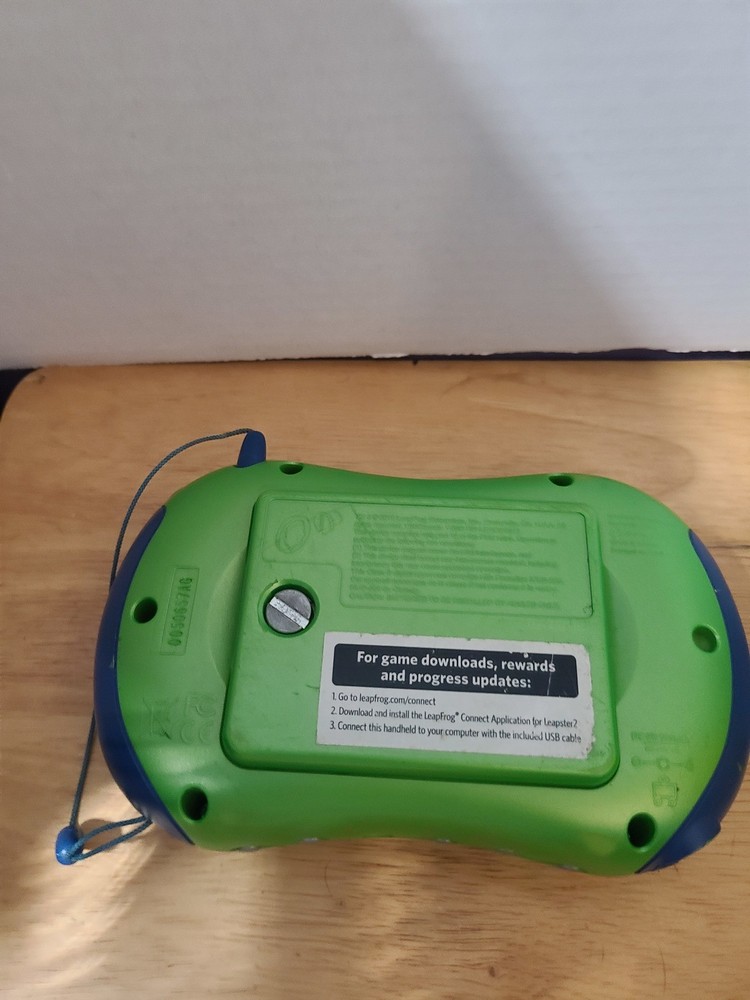 LeapFrog Green Leapster 2 Learning Game System Handheld Console
