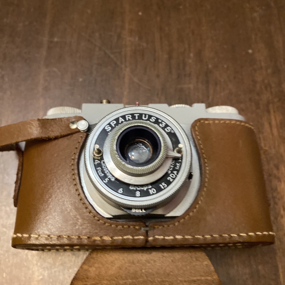 Vintage spartus 35 camera , Not Tested, Excellent Condition
