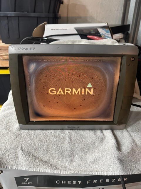 USED Garmin GPSmap 5212 Marine GPS Chartplotter Boat 12 inch