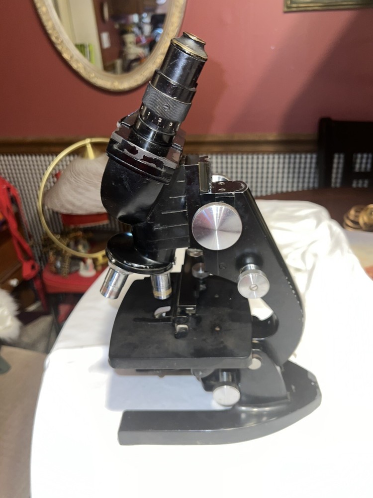 Antique AO Spencer Binocular Microscope w/ 3 Objectives Works #303401
