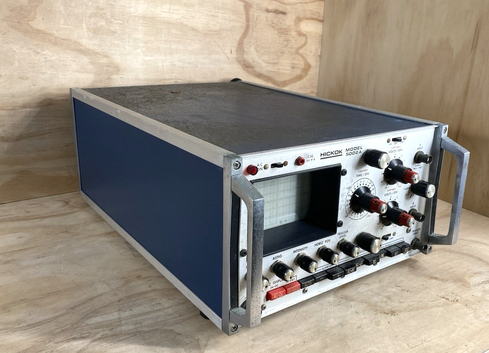 Hickok 5002A Oscilloscope (powers-on) AS IS