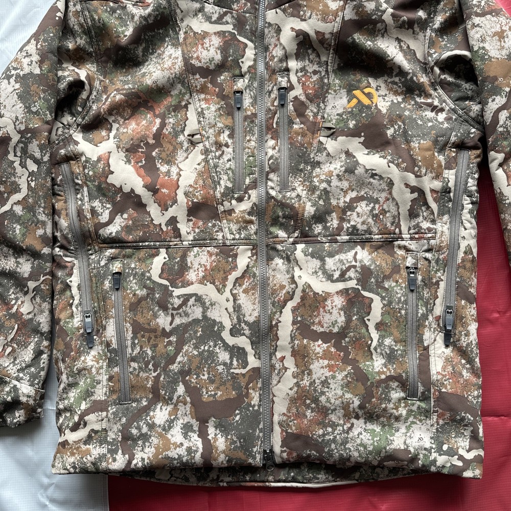 First Lite Solitude Insulated Hunting Jacket Size Medium Barely Used