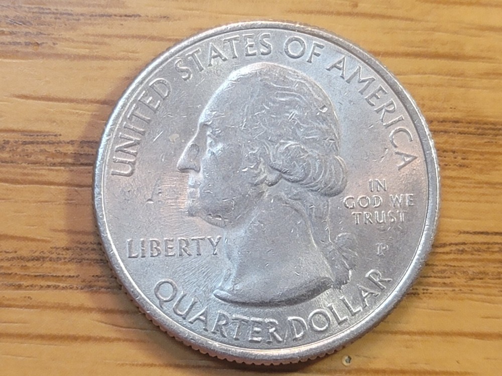 2015 P Blue Ridge Parkway ATB Quarter with Die Chips Mint Error.