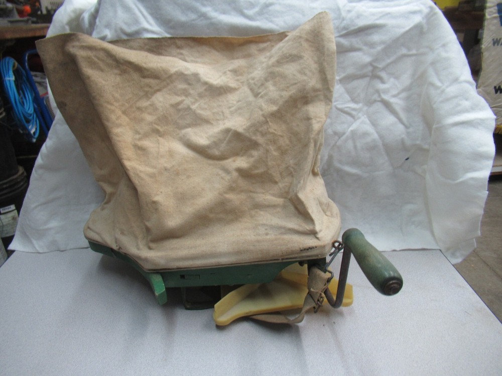 Fertilizer & Seed Sower Vintage Cyclone Heavy Duty Model 2A USA