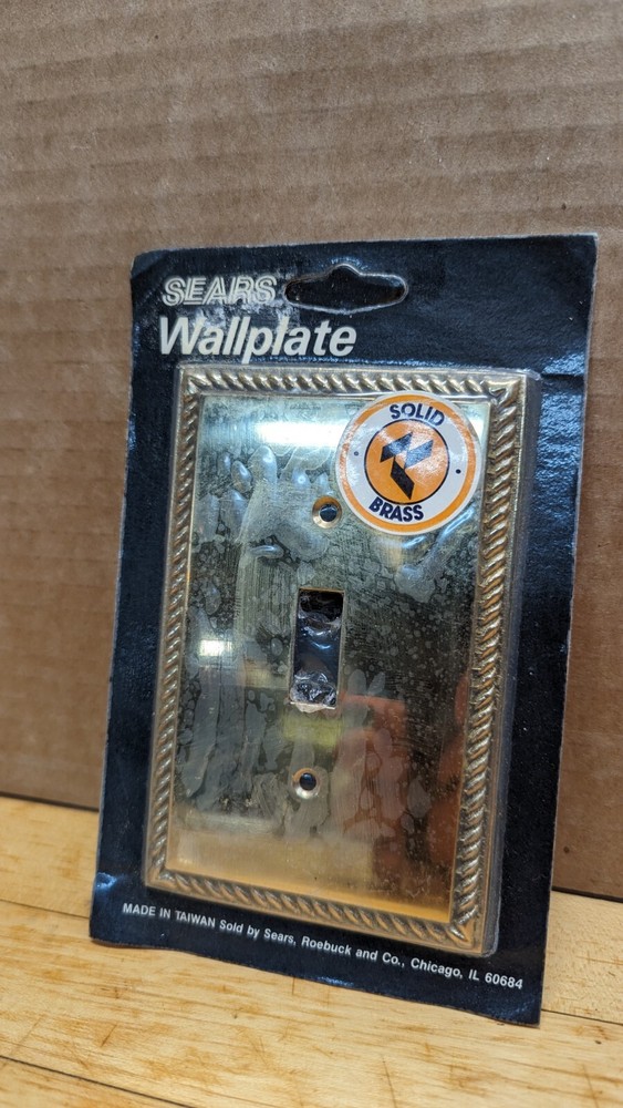 Vintage Style Solid Brass Light Switch Wall Plate Cover "New Never Open"