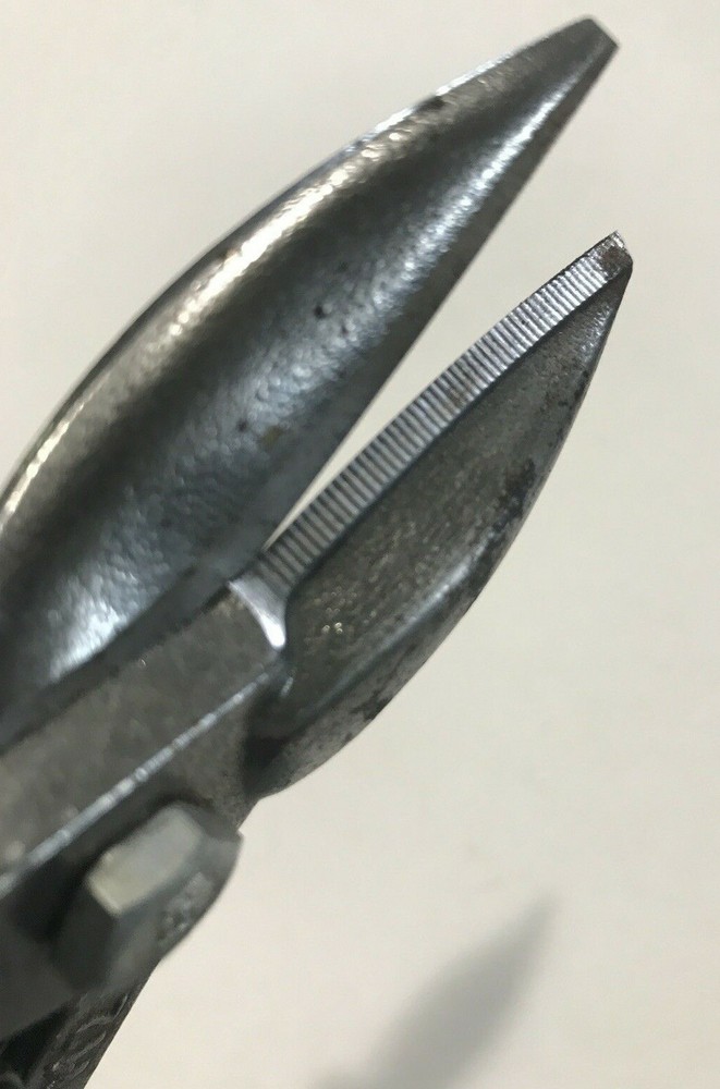 WISS M2 Tin Cutters Cut Coated Handle 0921