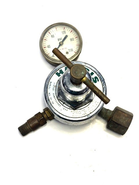 HARRIS, COMPRESSED GAS REGULATOR, MODEL NO. 25-100