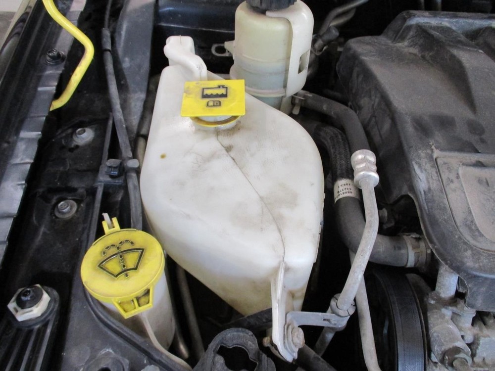 200 2013 High Mounted Stop Light 1881698