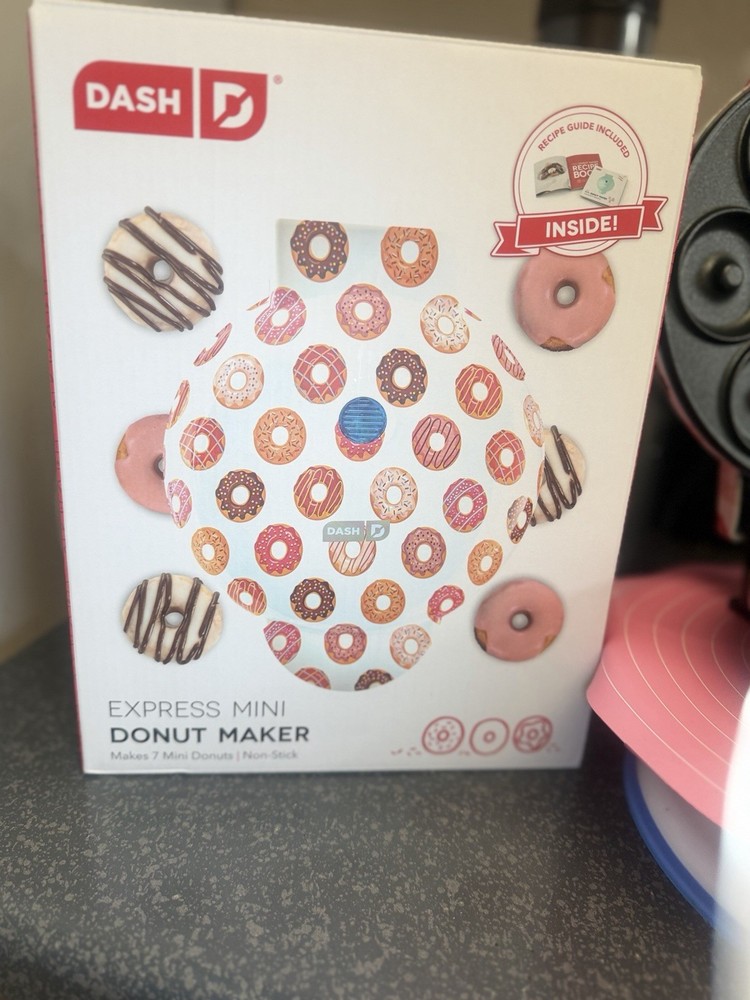 DASH Express Mini Donut Maker Non-Stick 7 Compartments White Multicolor Electric