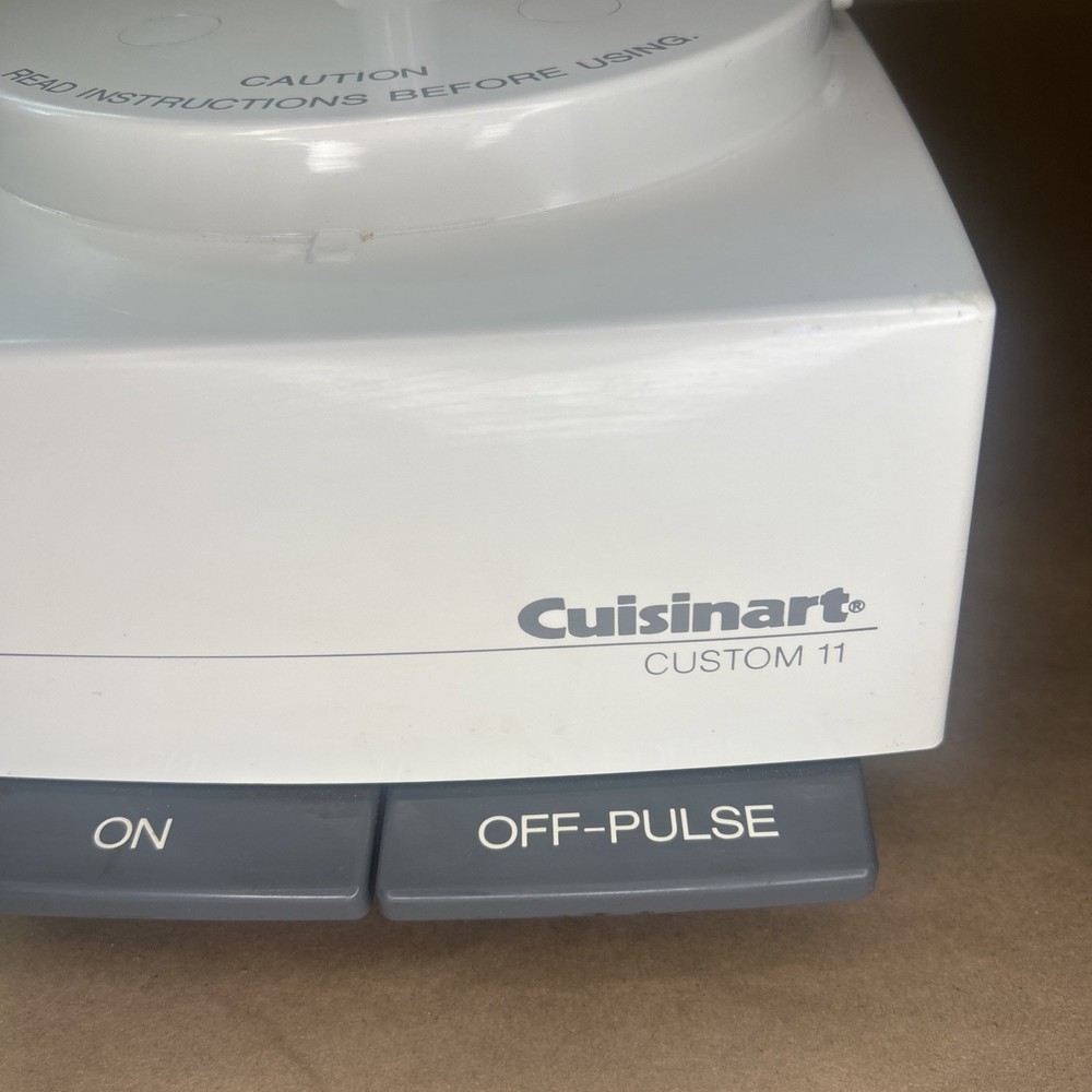 Cuisinart Custom 11 DLC-8M Food Processor Base Motor Only Tested Working