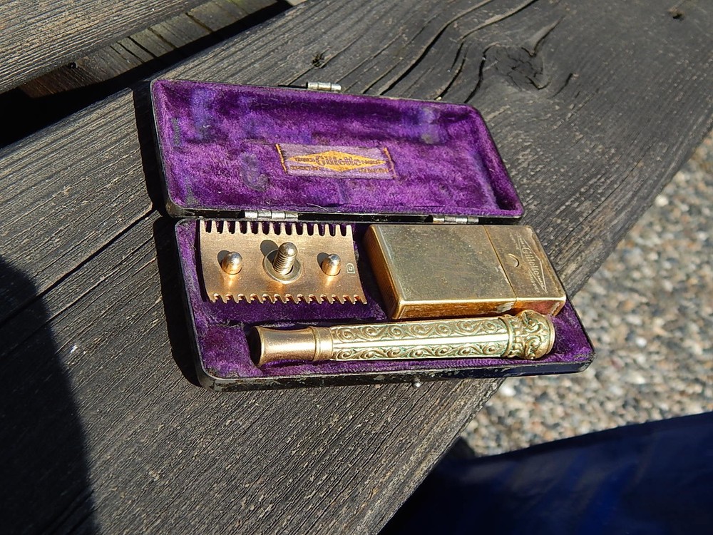 Vintage Gillette ABC pocket set