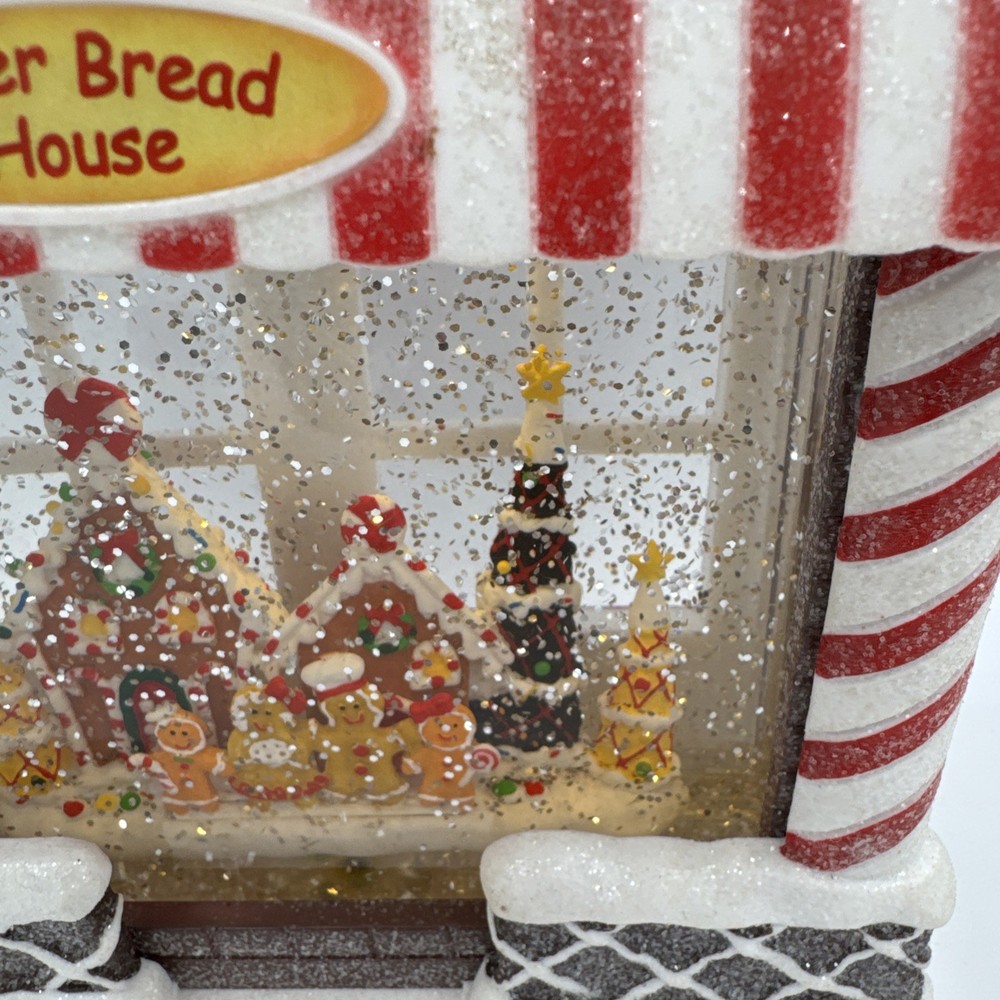 Raz Lighted Lantern Gingerbread House timer 10" Water Globe Christmas Glitter