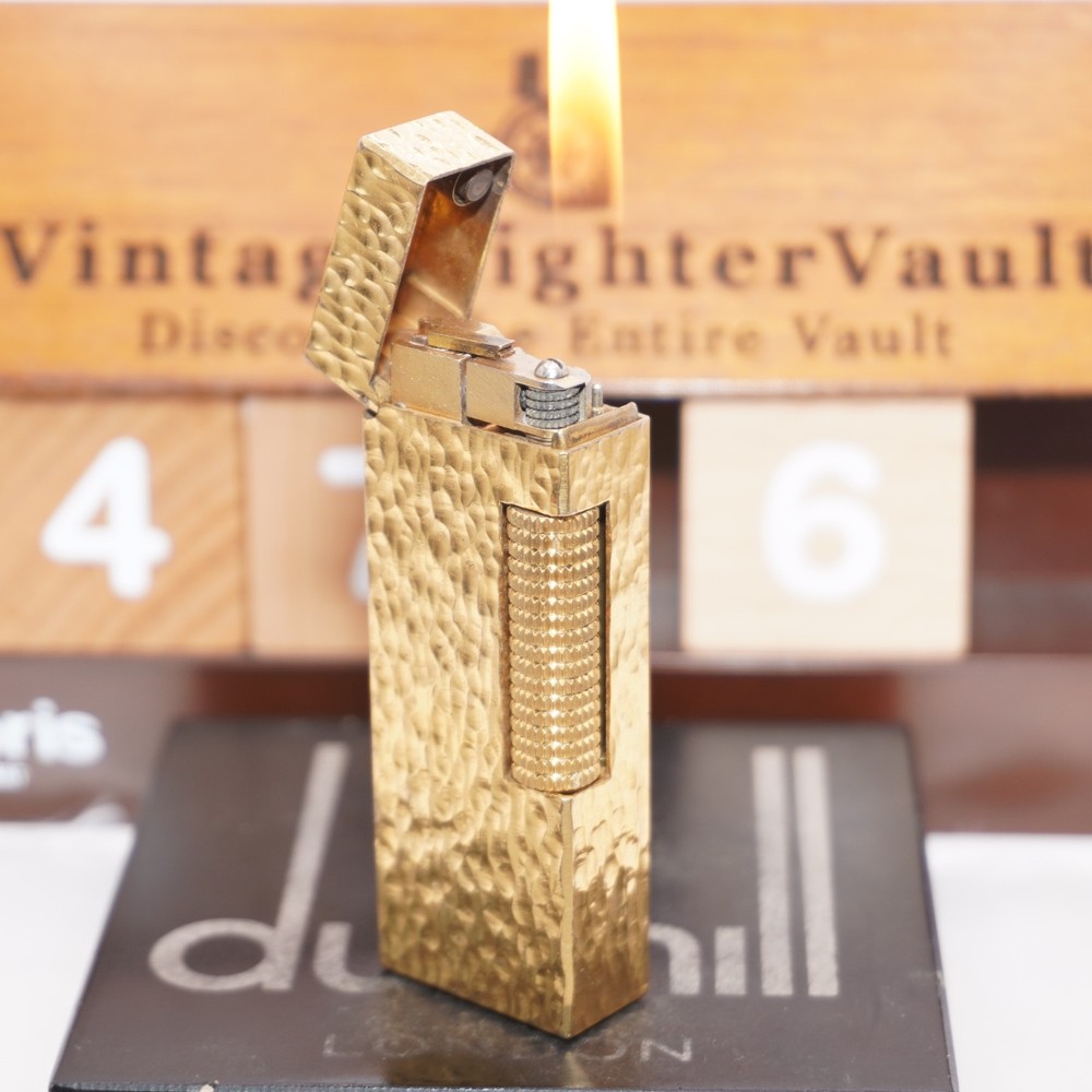 Dunhill Lighter Gold Bark Pattern _Ultrasonically Cleaned_Working