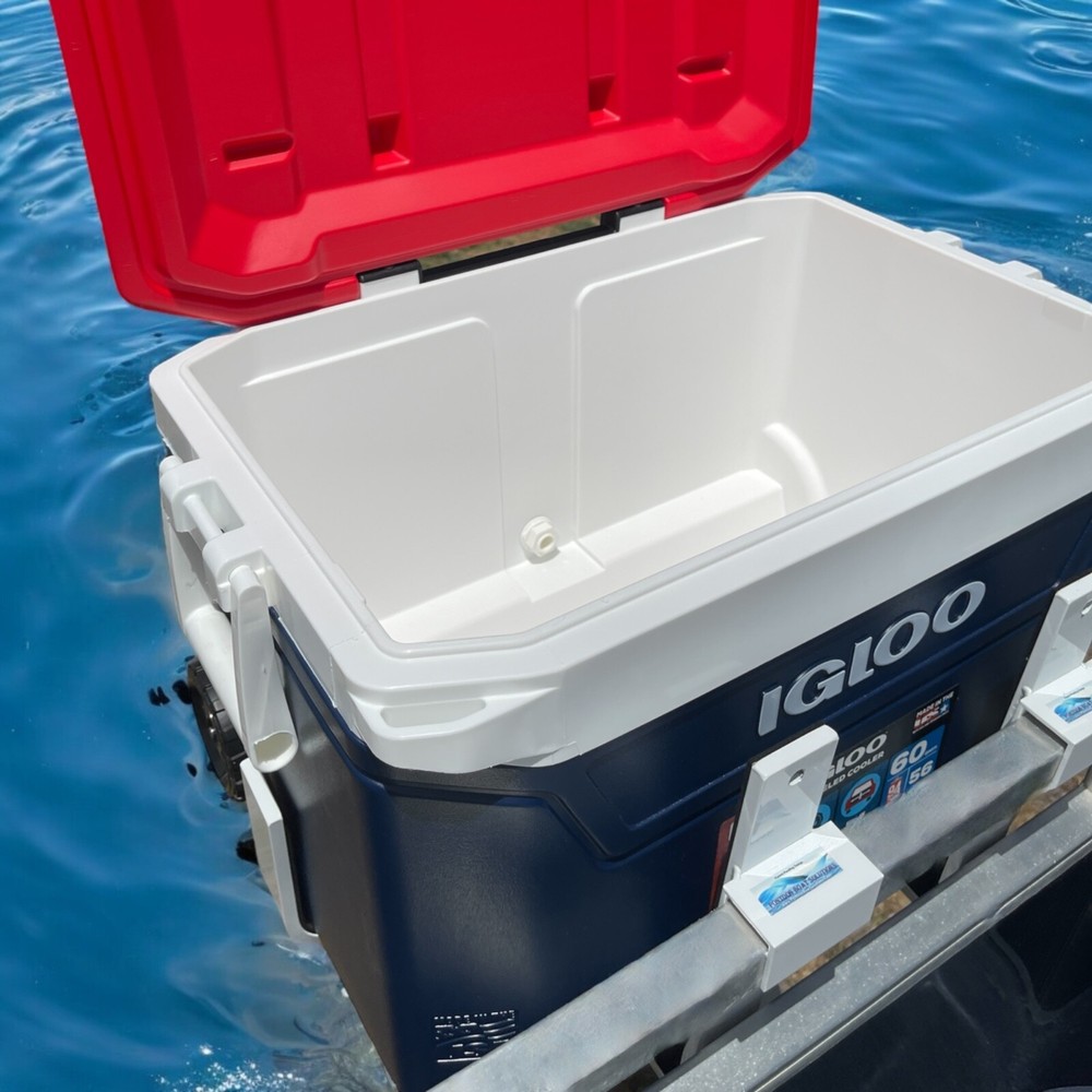 Pontoon Boat 18 Super Cooler Solution with Storage Rack