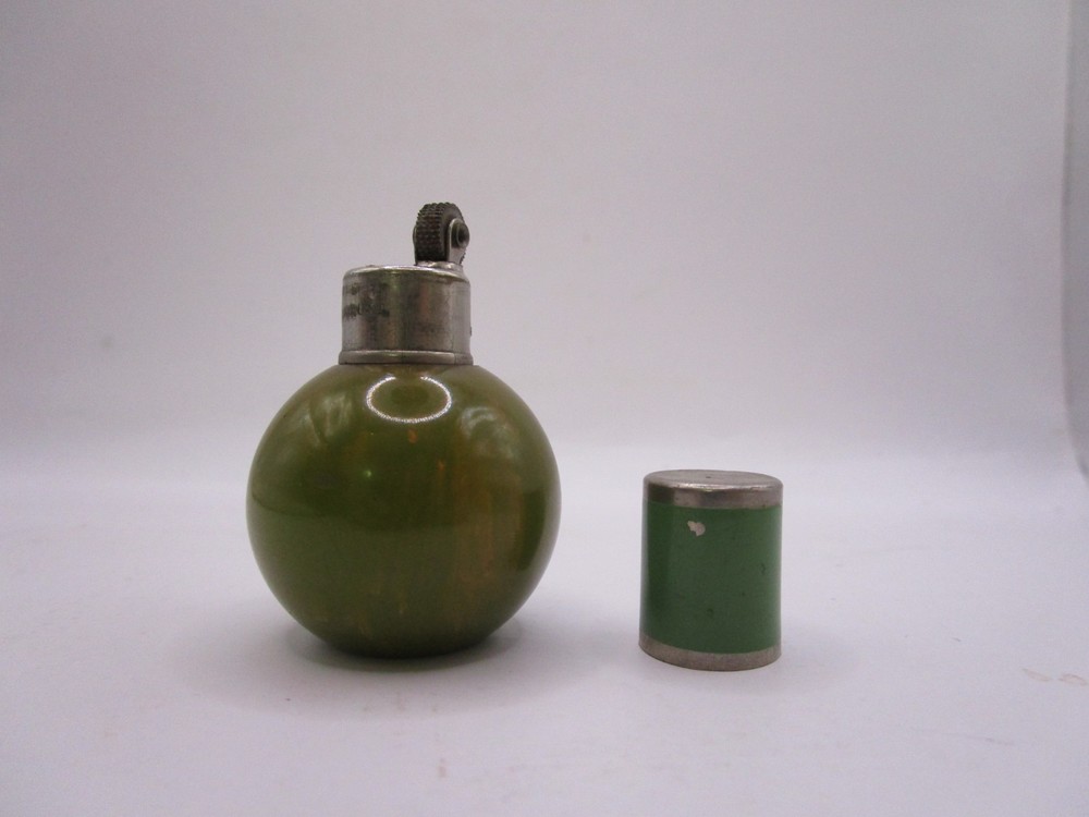 Green Bakelite Ball Lighter
