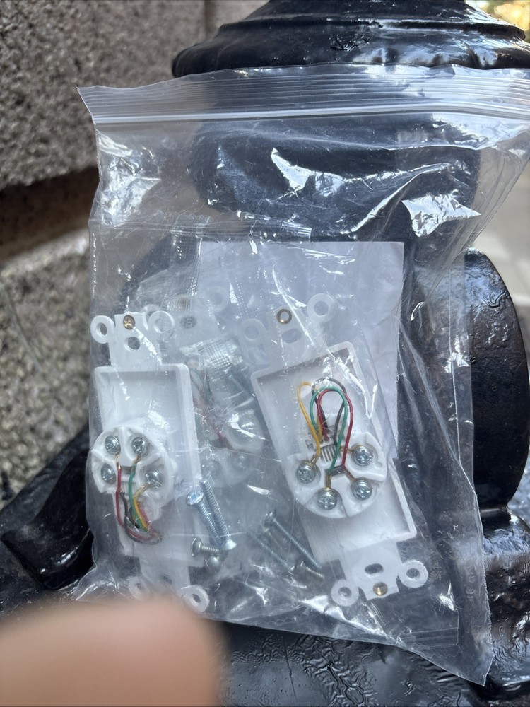 Newhouse Hardware Decora White Phone Jack Plate 3 Pack