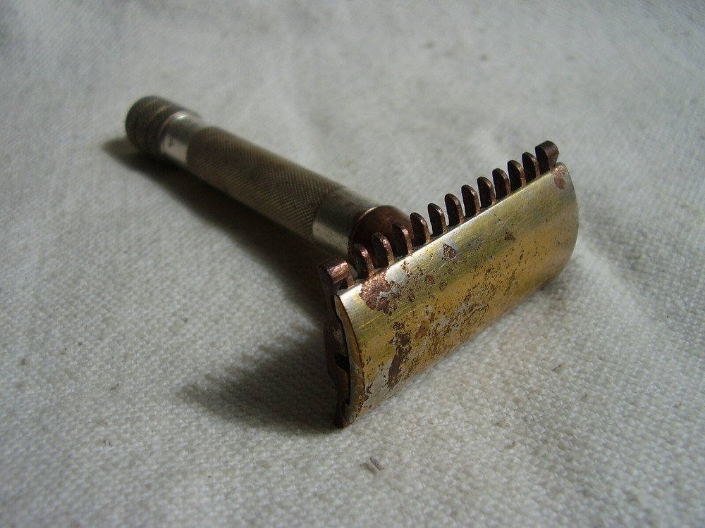 WW2 German Safety Razor ROTBART MOND EXTRA