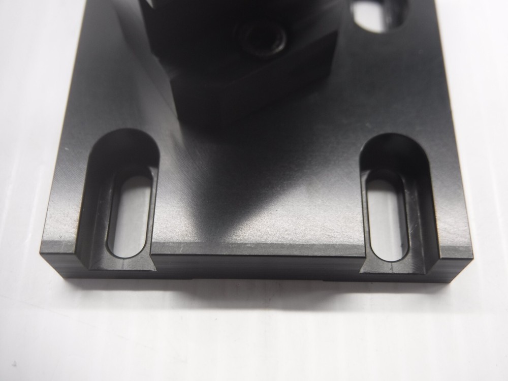 Oriel 19201 Optic Positioner / Base Mount