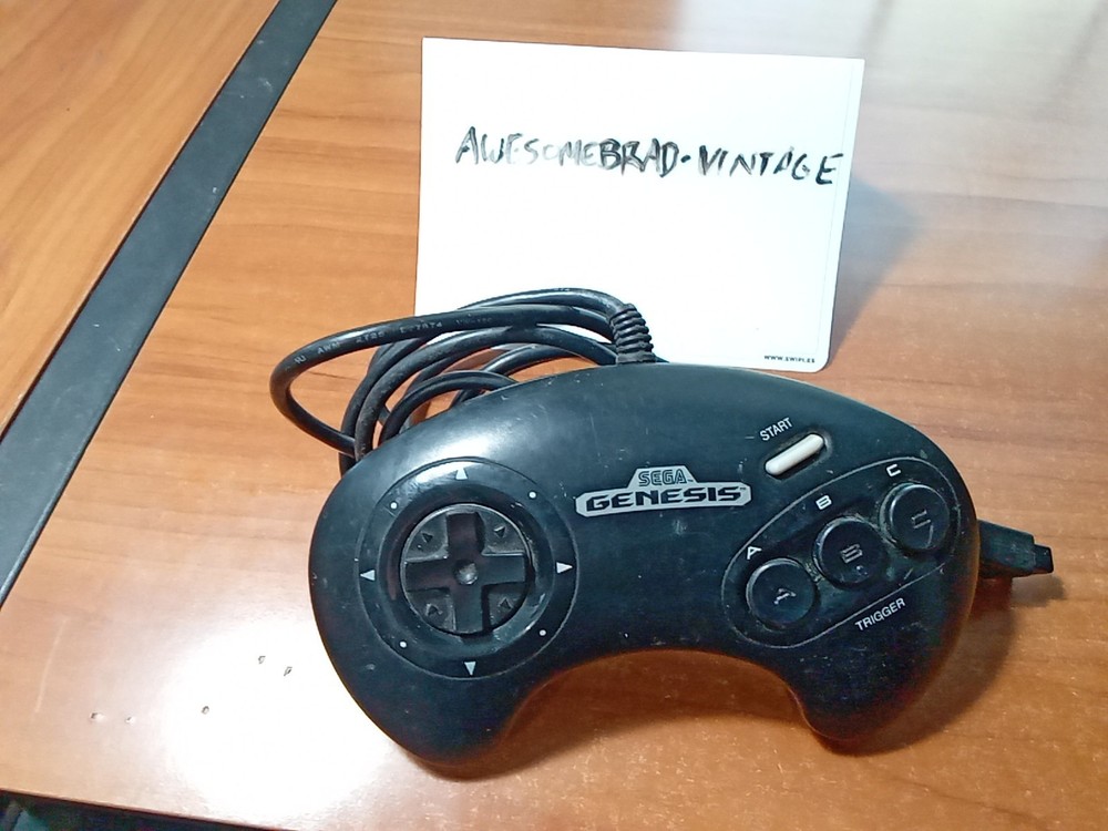 OEM Sega Genesis 3 Button Controller Model 1650 - Black *TESTED*