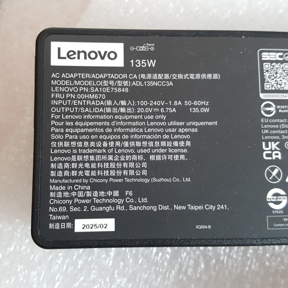 Lenovo ThinkPad Thunderbolt 4 Universal Dock - DK2131- 40B00135CN