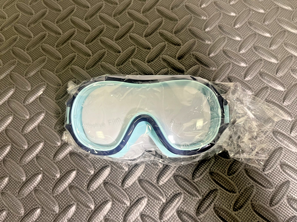 Aegend Kids Swimming Goggles 2 Pack (Google + Ear plugs)