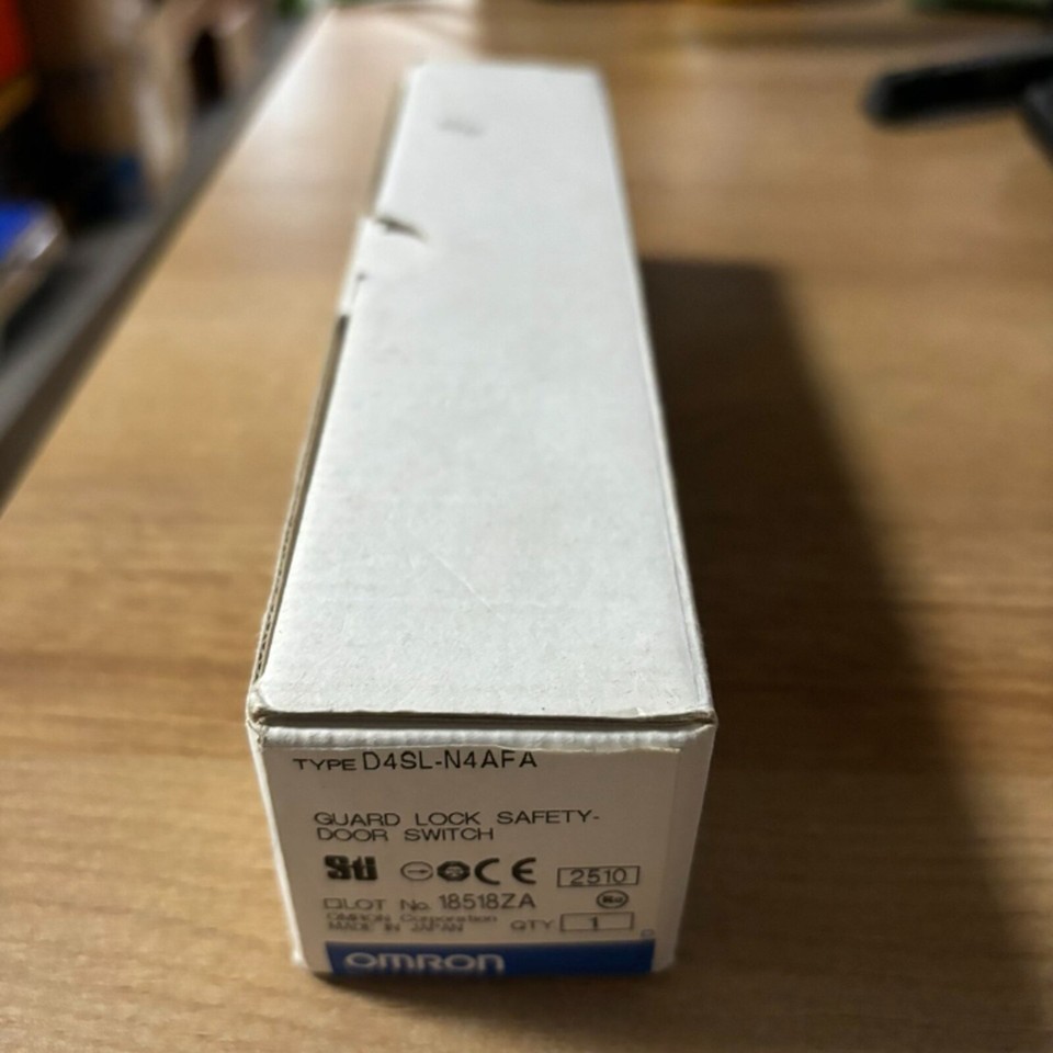 Omron D4SL-N4AFA PLC Door Switch Unit Automation