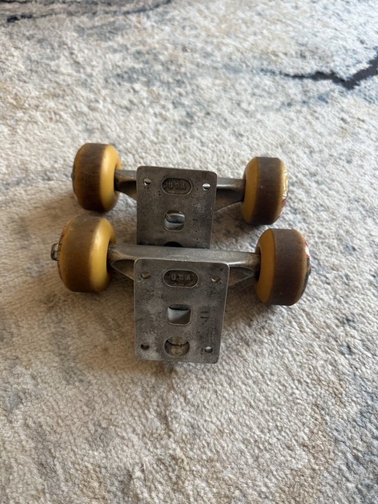 destructo skateboard trucks