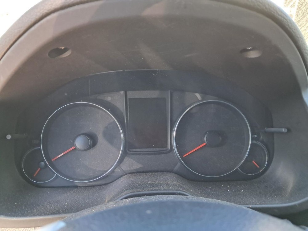 LEGACY 2013 Glove Box 4843170