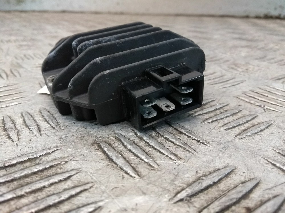 2010 YAMAHA XC RECTIFIER REGULATOR