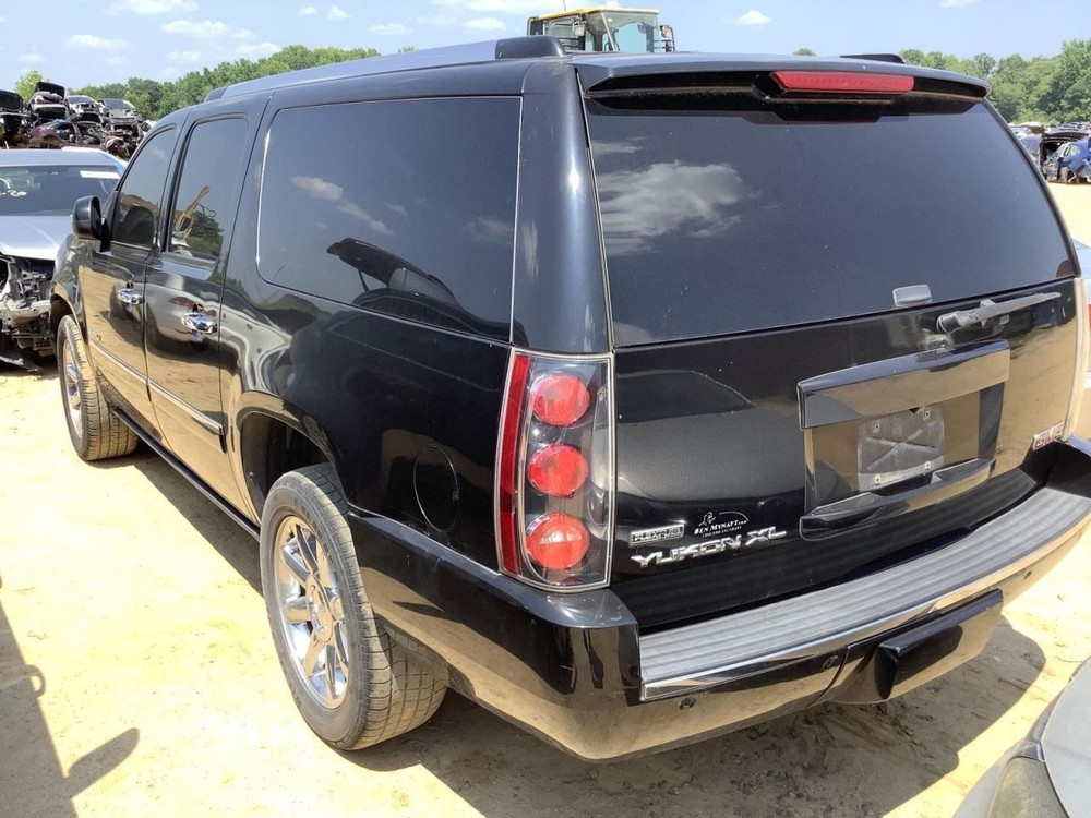 Fuse Box Engine Fits 10-14 ESCALADE 4669557