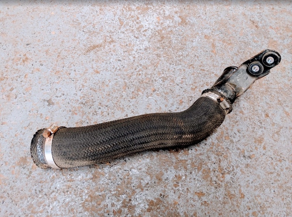 MITSUBISHI SHOGUN MK4 INTERCOOLER PIPE HOSE