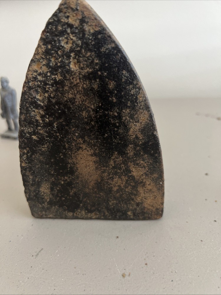 VINTAGE CAST IRON SAD IRON #5