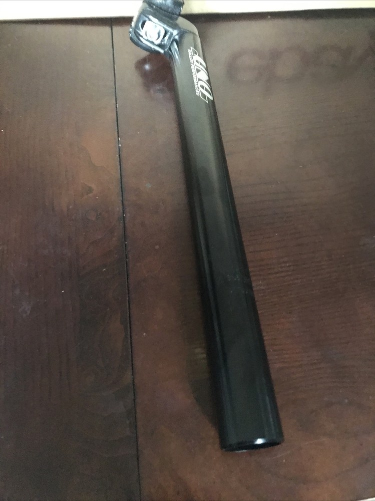 Uno Kalloy Performanced Bar