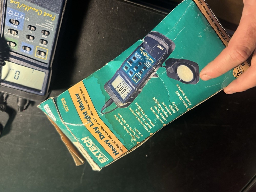 EXTECH Heavy Duty Light Meter Model 407026