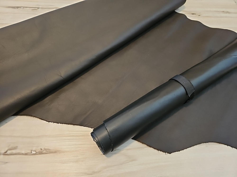 3oz DARK MATTE BROWN SOFT SMOOTH GRAIN LEATHER HIDE PANEL,SHEET,SQUARE, 23+sqf