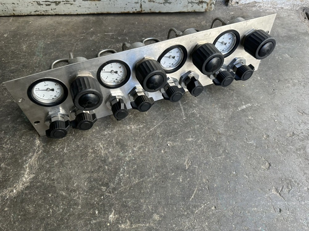 Tescom pressure regulator panel  D43542-10-S